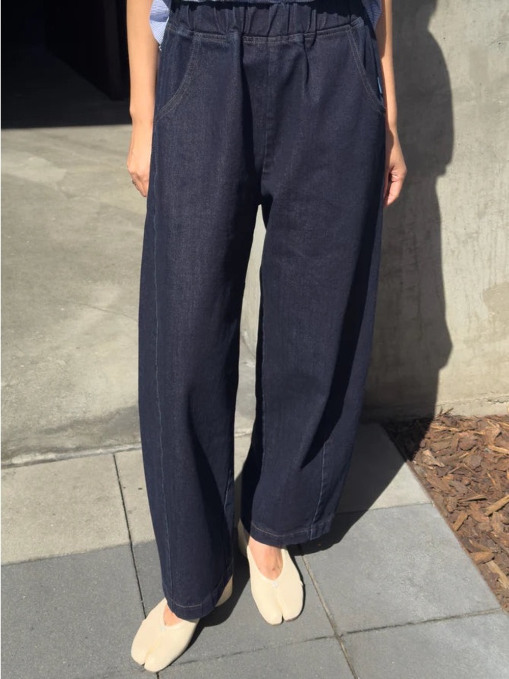 Women's Wide-Leg Elastic Waist Jeans in Dark Indigo